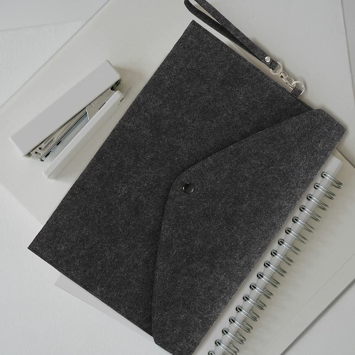 Elevate Your Organization: Felt Document Holders for a Sleek Workspace