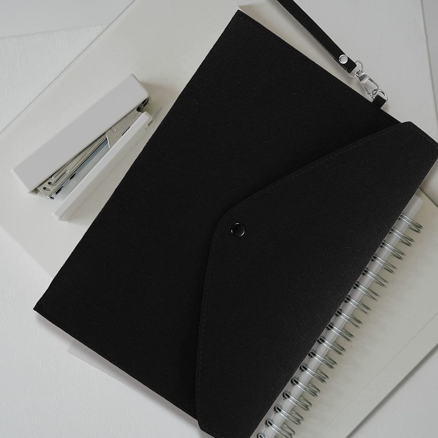 Elevate Your Organization: Felt Document Holders for a Sleek Workspace