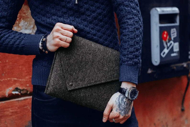 Sleek Protection: Felt MacBook Sleeves for Style and Safety