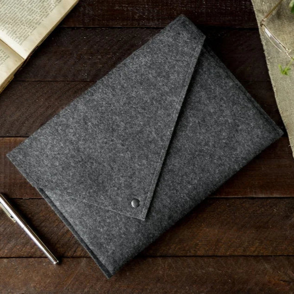 Sleek Protection: Felt MacBook Sleeves for Style and Safety