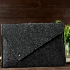 Sleek Protection: Felt MacBook Sleeves for Style and Safety
