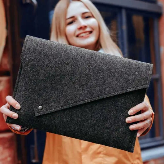 Sleek Protection: Felt MacBook Sleeves for Style and Safety