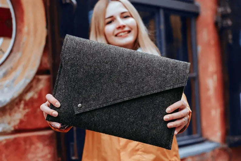 Felt laptop sleeve best sale