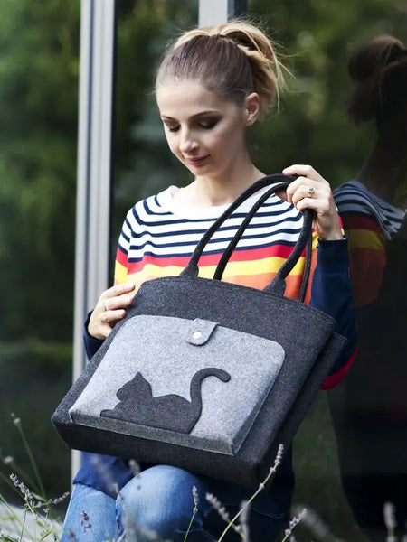 Fashion Meets Function: Felt Handbags for Effortless Style and Versatility